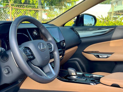 2025 Lexus NX 250 Premium