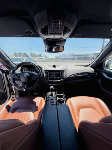 2017 Maserati Levante