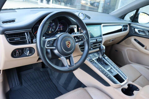 2020 Porsche Macan