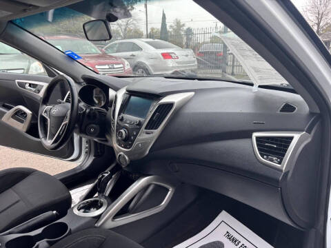 2017 Hyundai Veloster Value Edition