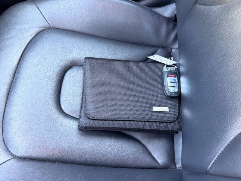 2013 Audi A4 2.0T quattro Premium Plus