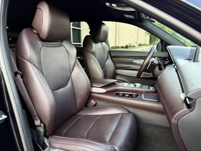 2022 Genesis GV70 2.5T Standard