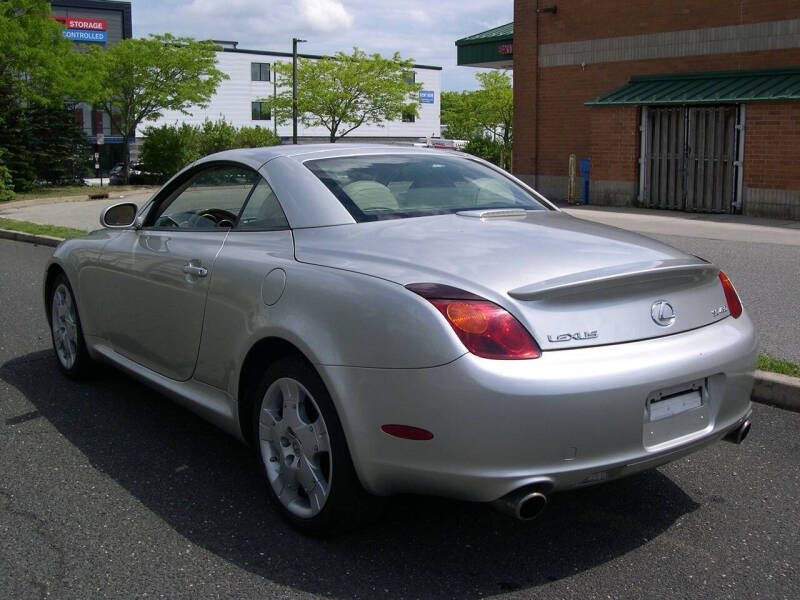 2005 Lexus SC 430