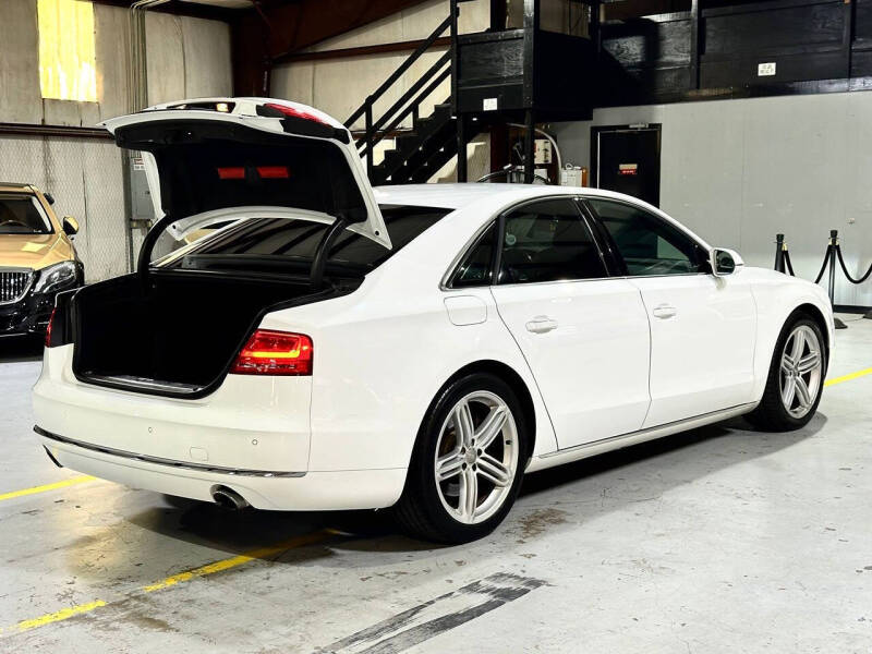2012 Audi A8 quattro