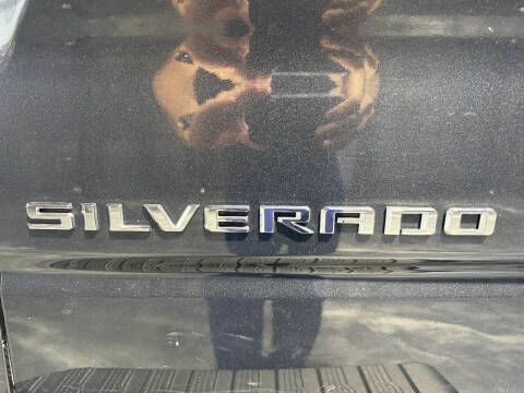 2020 Chevrolet Silverado 1500 Custom