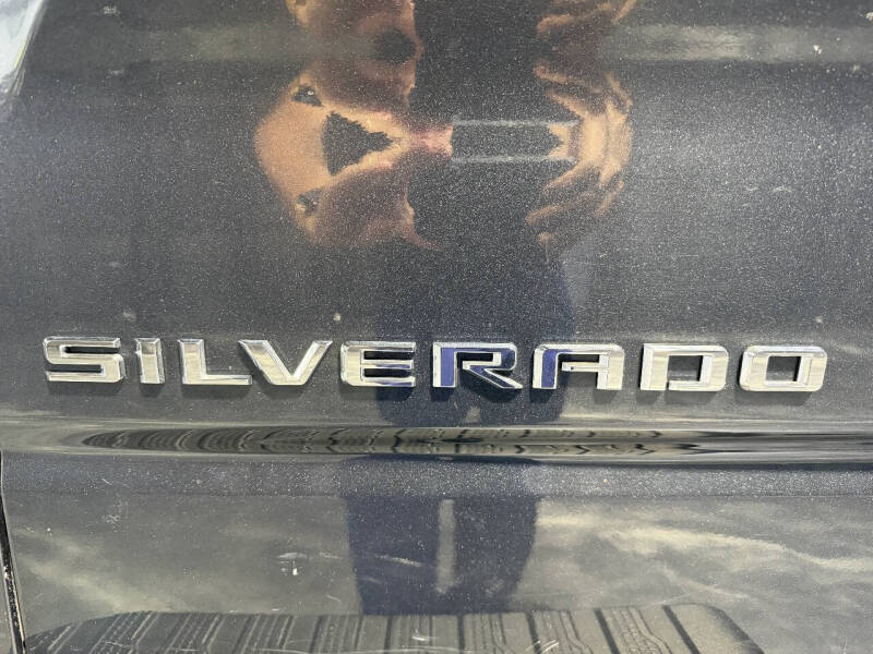2020 Chevrolet Silverado 1500 Custom