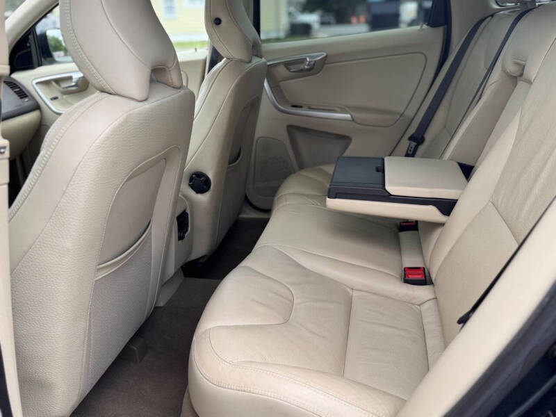 2012 Volvo XC60 3.2 Premier