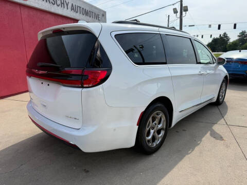 2022 Chrysler Pacifica Limited