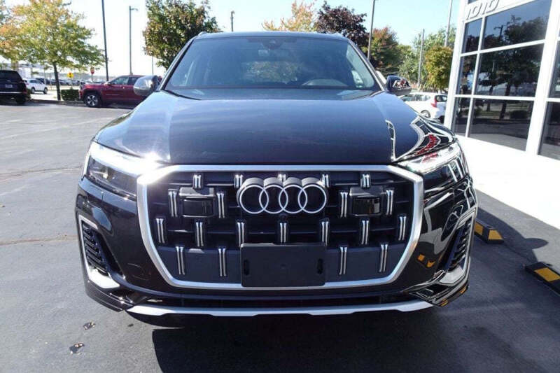 2025 Audi Q7 quattro Premium Plus 55 TFSI
