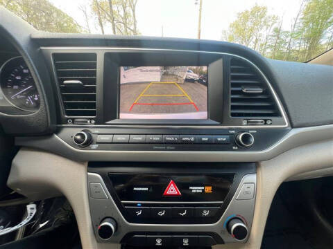 2018 Hyundai Elantra