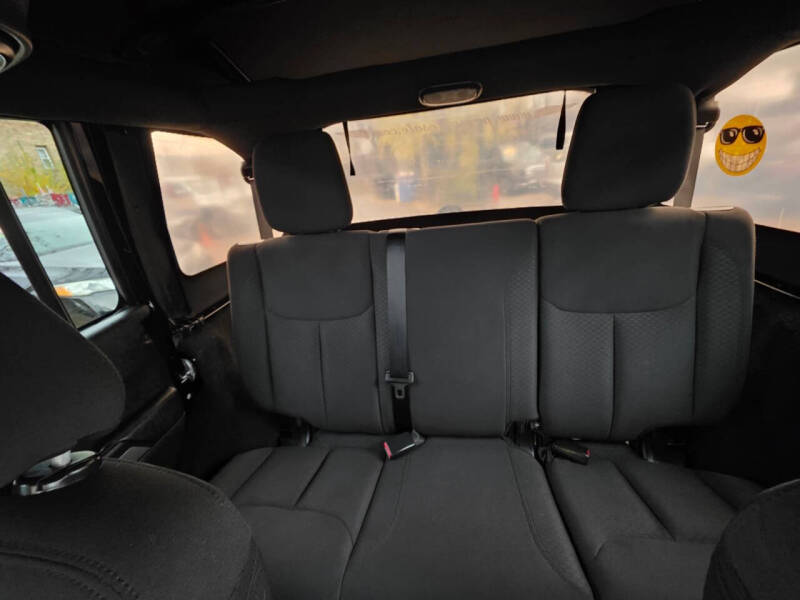 2015 Jeep Wrangler Unlimited Sport