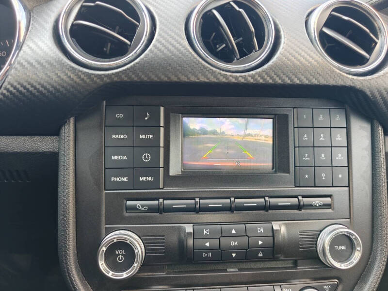 2016 Ford Mustang V6