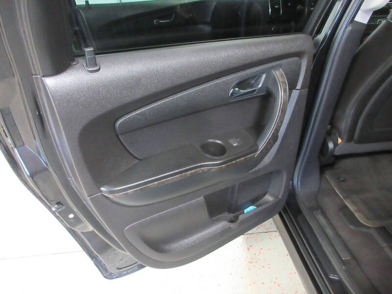 2011 GMC Acadia Denali