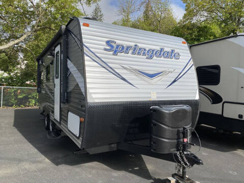 2017 Keystone Springdale 201 / 24ft for sale at Jim Clarks Consignment Country - Travel Trailers in Grants Pass OR