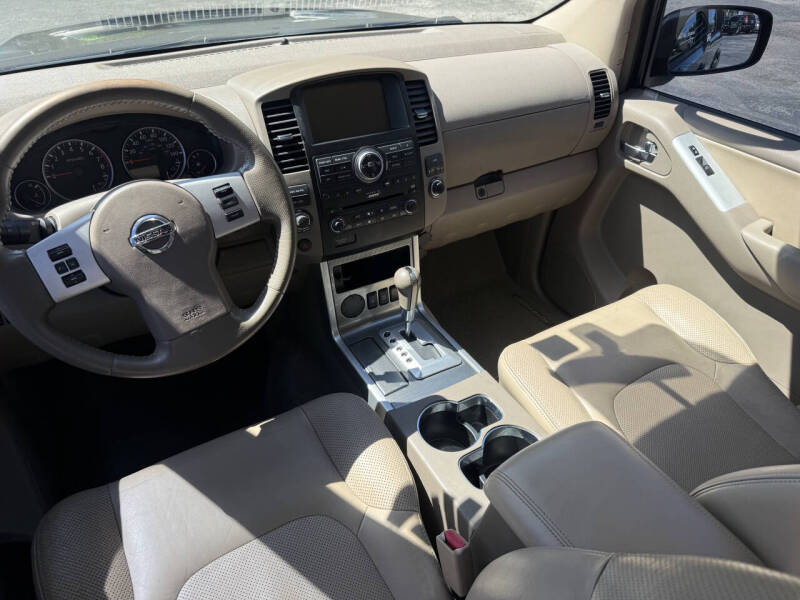 2011 Nissan Pathfinder Silver Edition