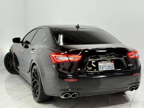 2017 Maserati Ghibli S