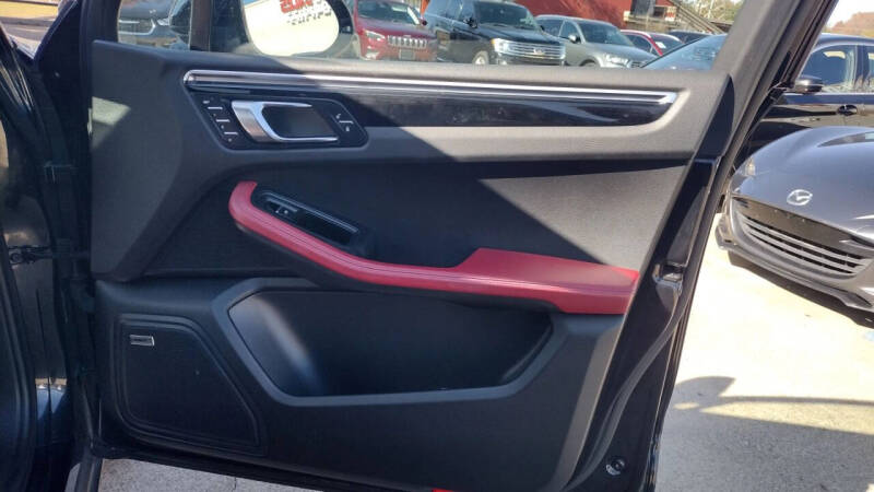 2016 Porsche Macan S