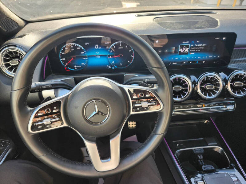 2023 Mercedes-Benz GLB GLB 250