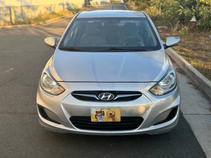 2013 Hyundai Accent GLS