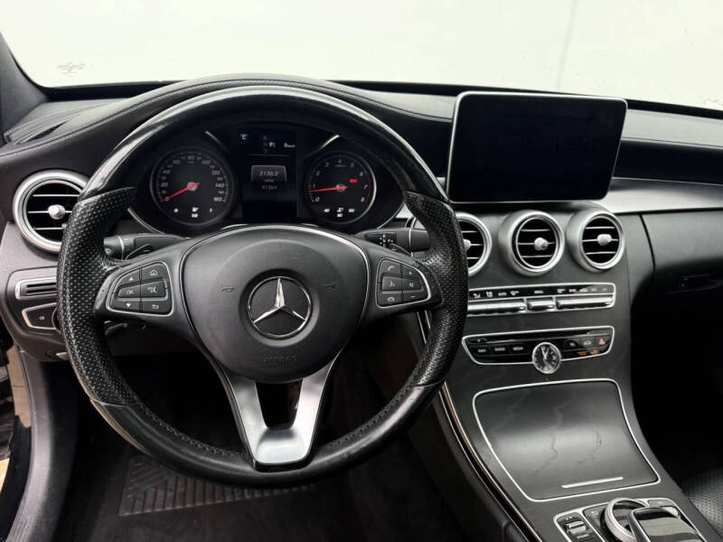 2016 Mercedes-Benz C-Class