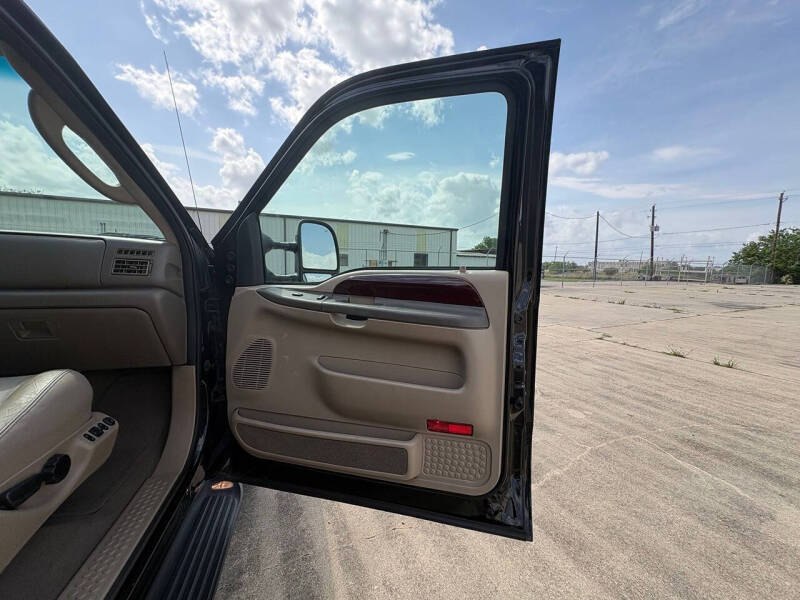 2003 Ford Excursion Limited
