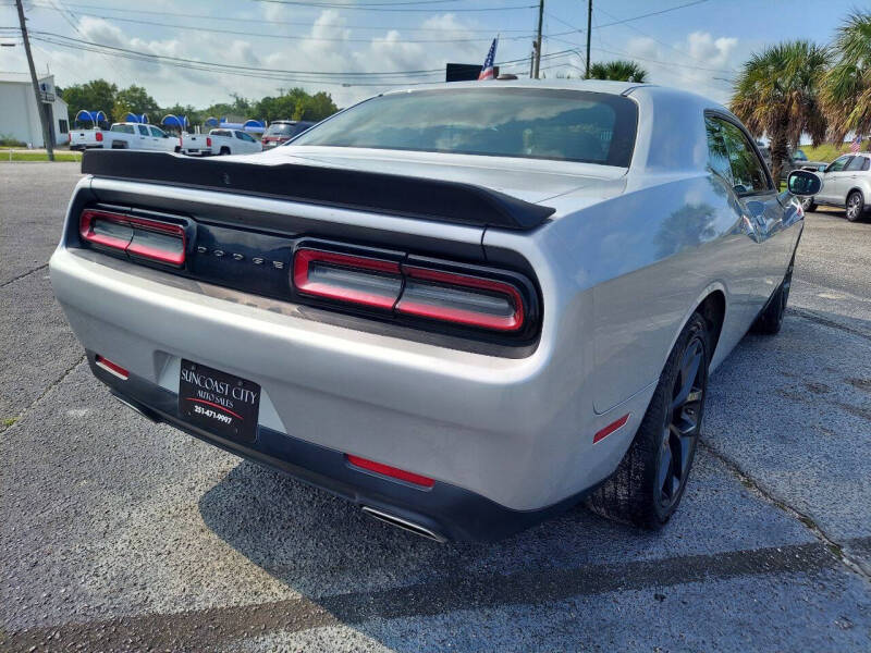 2023 Dodge Challenger SXT