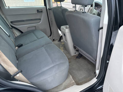 2010 Ford Escape XLS