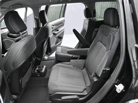 2021 Jeep Grand Cherokee L Laredo