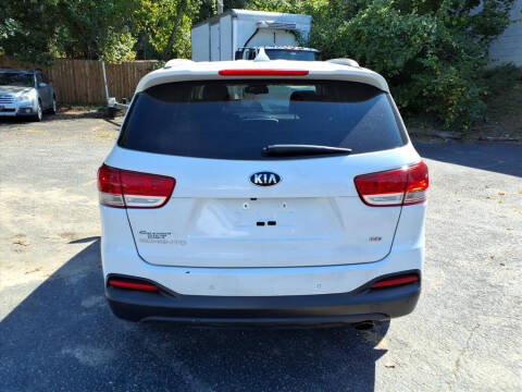 2017 Kia Sorento LX