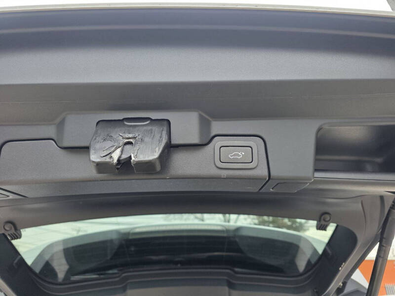 2014 Land Rover Range Rover Evoque Pure Premium