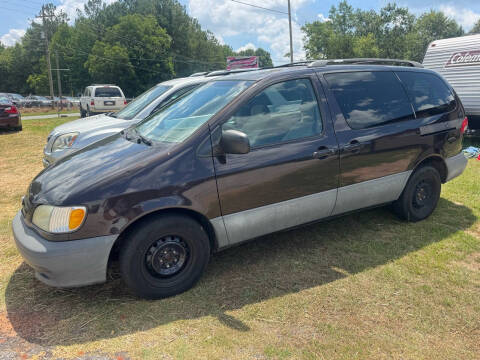 2001 Toyota Sienna LE