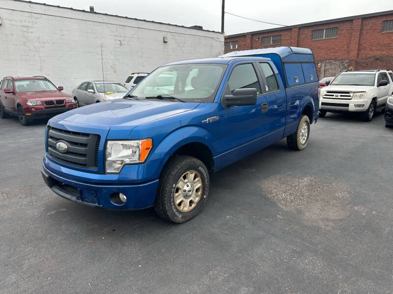 2009 Ford F-150 STX photo 5