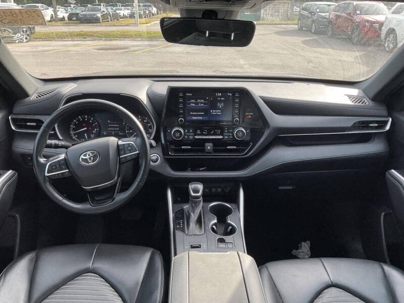 2021 Toyota Highlander XSE