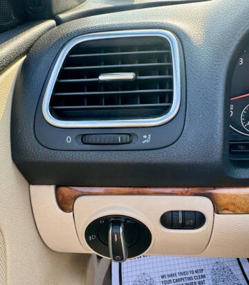 2012 Volkswagen Eos Executive SULEV