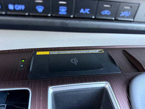 2024 Toyota Sienna LE 8-Passenger