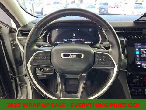 2022 Jeep Grand Cherokee L Laredo