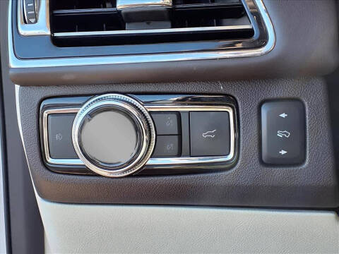 2018 Lincoln Navigator Black Label