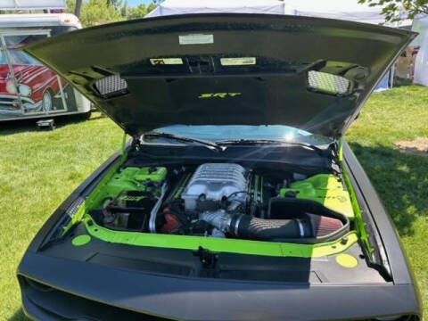 2015 Dodge Challenger SRT Hellcat