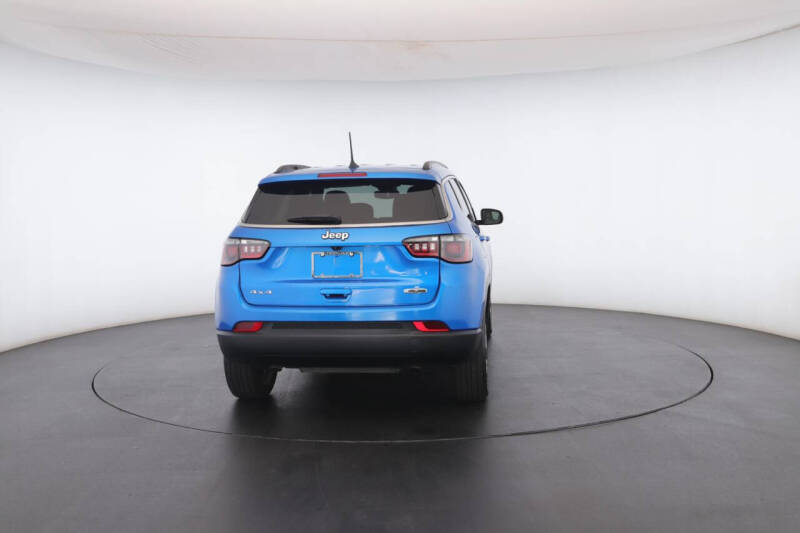 2023 Jeep Compass Latitude Lux