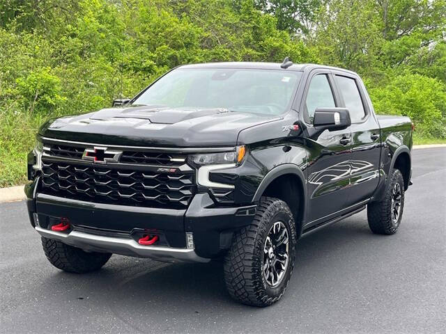 2023 Chevrolet Silverado 1500 ZR2's photo