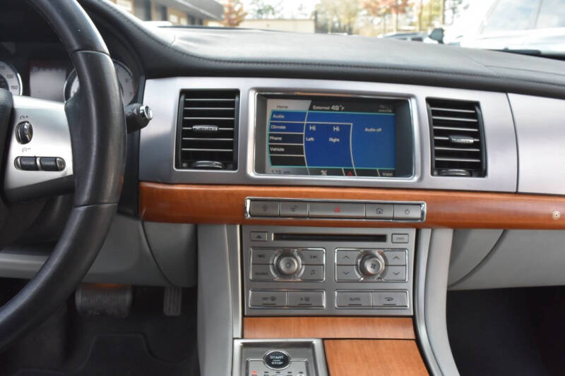 2009 Jaguar XF Luxury