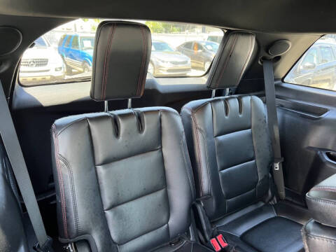 2017 Ford Explorer Sport