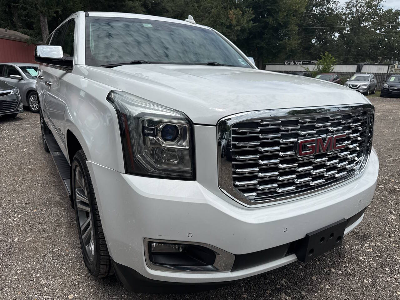2016 GMC Yukon XL SLE 4x4 4dr SUV's photo