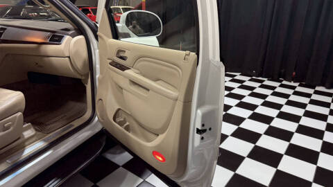 2013 Cadillac Escalade Luxury