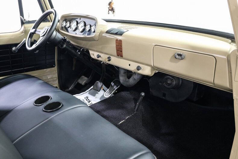 1962 Dodge D100 Pickup