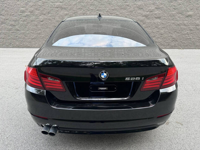 2012 BMW 5 Series 528i xDrive