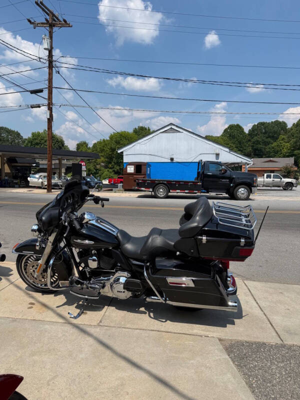 2012 Harley-Davidson Electra Gli Ult Lim FLHTK