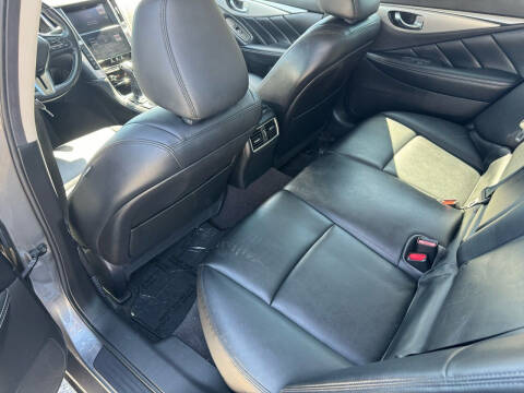 2021 Infiniti Q50 Luxe