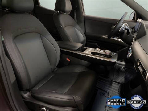 2024 Genesis GV60 Standard