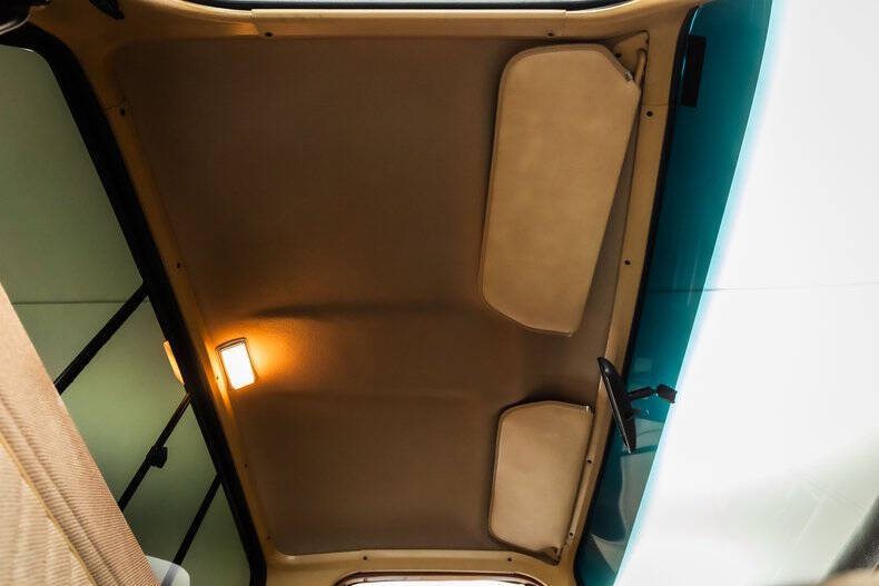 1987 Chevrolet R/V 20 Series